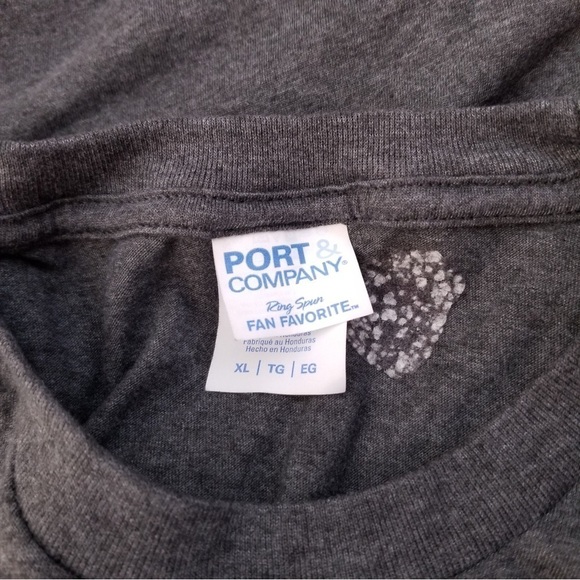 Our First Christmas Gray Short Sleeve Graphic T-Shirt Size XL - Picture 5 of 5